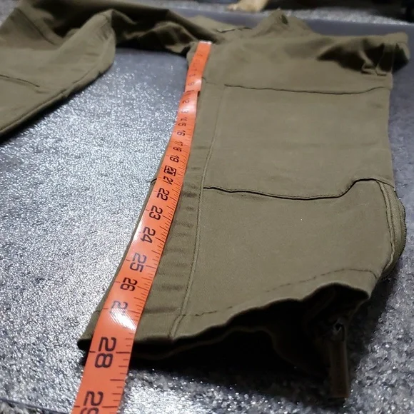 Michael Kors Olive Green Gold Zipper Cuff Pants Size 6 - Picture 12 of 16